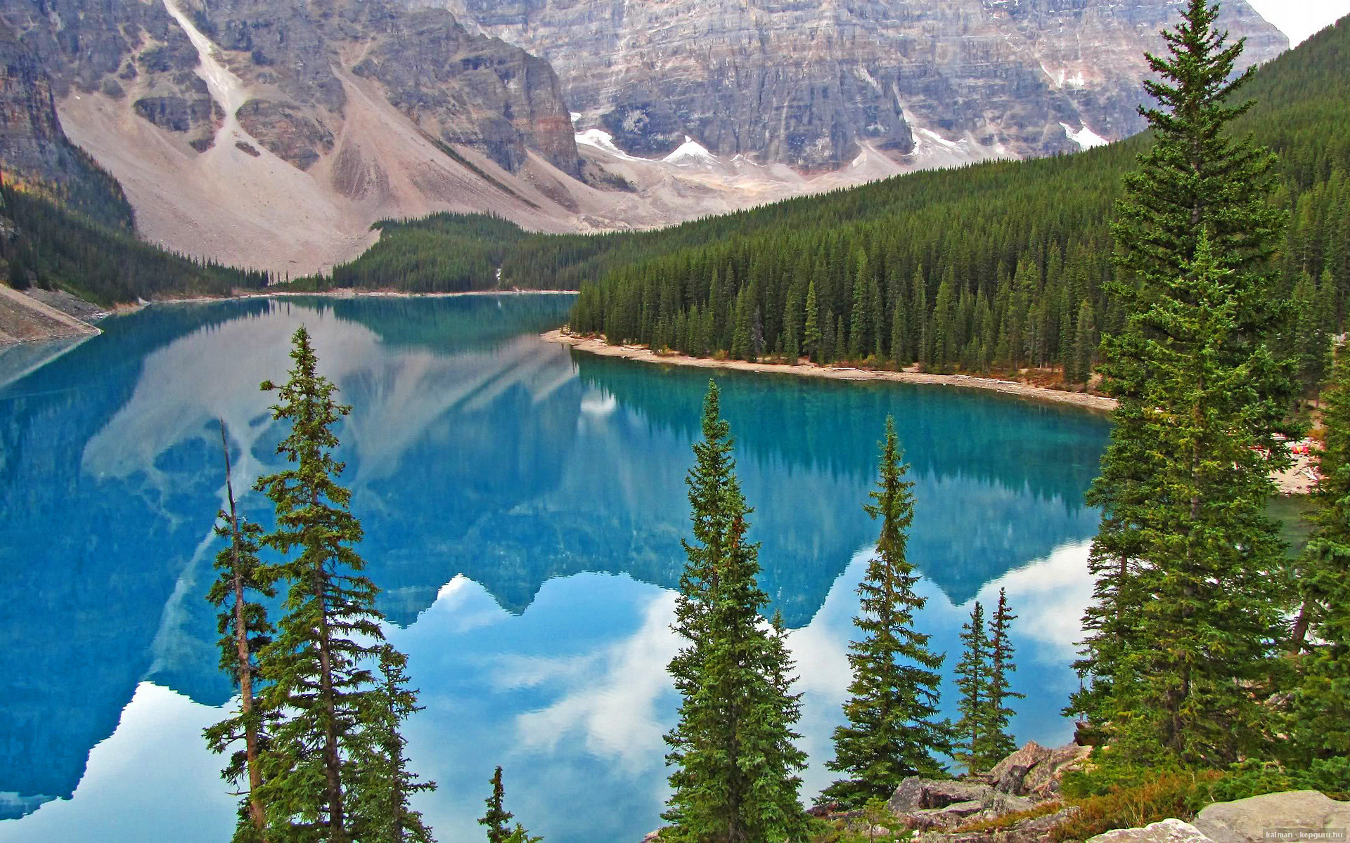 全队开展公益助学行动通过体育传递温暖践行社会责任,助学公益活动简讯