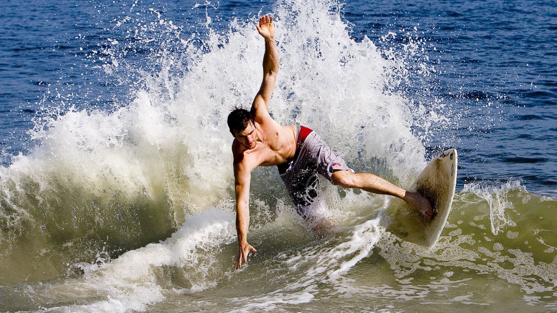 _运动+艺术:用戏剧、舞蹈演绎激烈对抗_,戏剧性舞蹈剧目